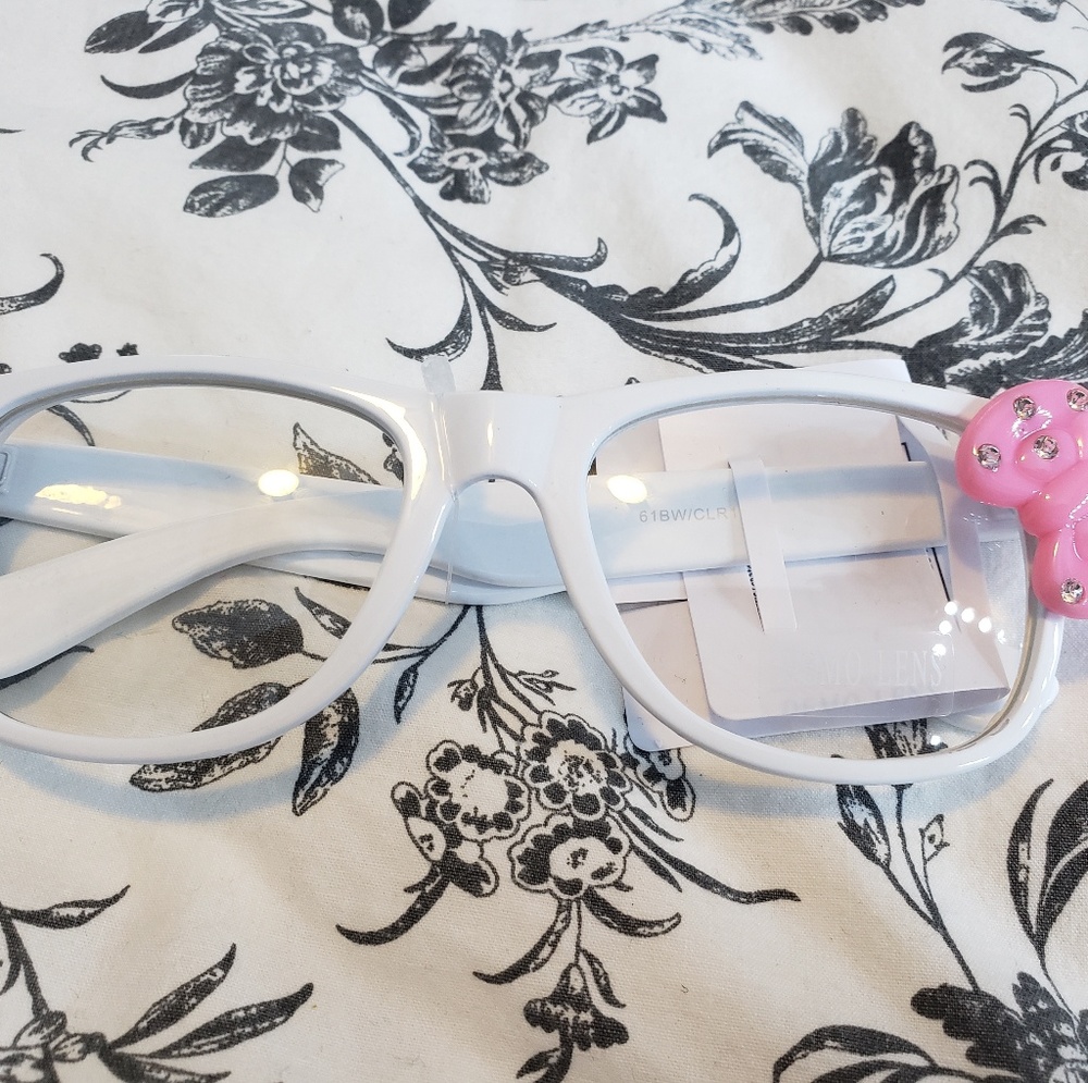 Hello Kitty Glasses
